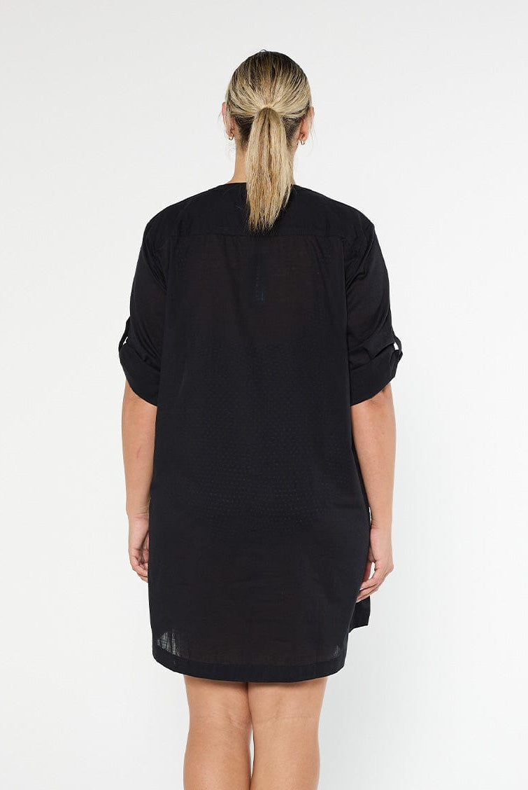 model showing back of black over shirt