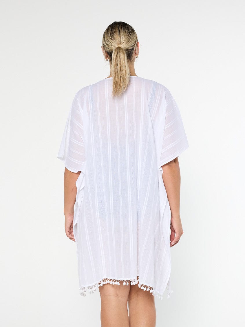 model wearing white cotton kaftan