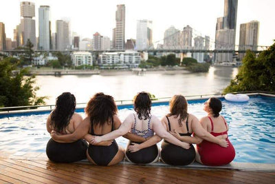 Curvy Sam and her Epic Pool Party