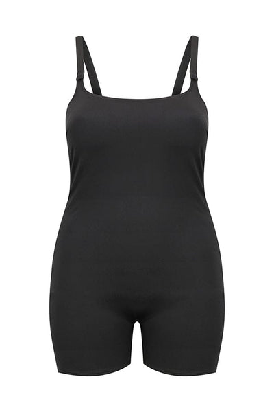 Ghost mannequin of chlorine-resistant black boyleg short one-piece