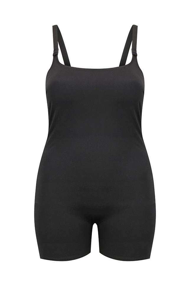 Ghost mannequin of chlorine-resistant black boyleg short one-piece