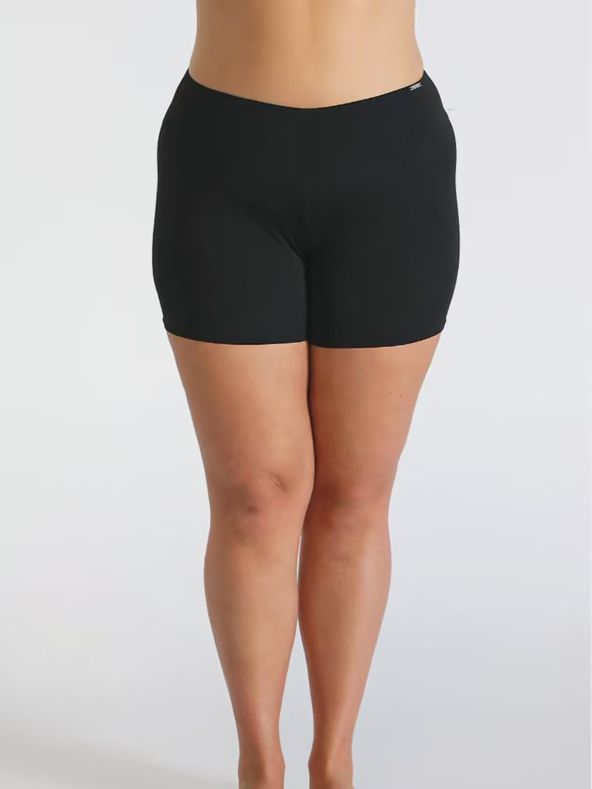 Model in boyleg short chlorine resistant