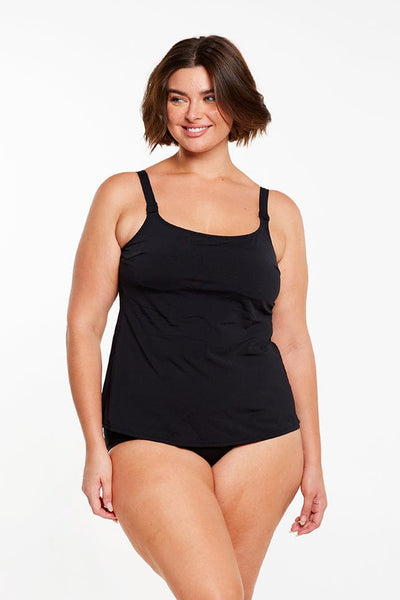 brunette plus size model wearing chlorine resistant tank tankini top in black